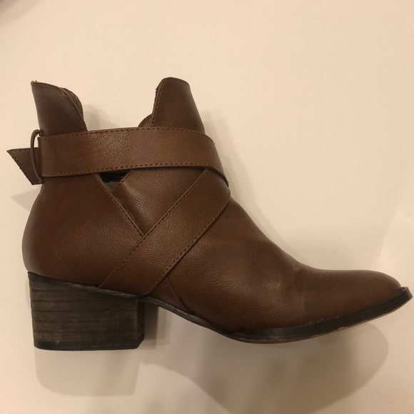 ✨Breckelles booties - Picture 3 of 4